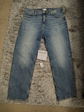 Good American Mid-Rise Jeans with Relaxed Straight Leg